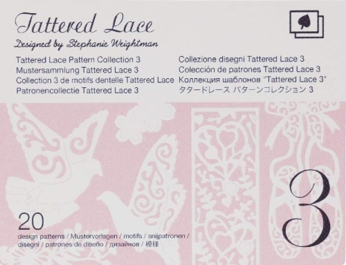 Kolekcja wzorów Tattered Lace 3, zaprojektowana przez Stephanie Weightman, zawiera 20 unikalnych wzorów na różowym tle. Widoczny jest duży numer 3 oraz napisy w różnych językach, w tym angielskim i japońskim.