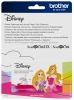 Karta aktywacyjna Disney przedstawiająca postacie Rapunzel i Aurory. Obrazek z kolorowymi tłem, z zamkiem w tle. Widoczne napisy: Disney Rapunzel and Aurora Paper Craft Collection oraz logo Brother.
