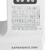 Maszyna do szycia Minerva Experience 2000 z panelem sterującym, na którym widoczne są różne wzory ściegów. Kolor biały, z czytelnymi ikonami i numerami od 01 do 99. Model pokazany z boku, z wyraźnym logo EXPERIENCE 2000.