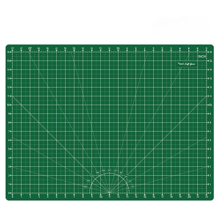 Samoregenerująca mata podkładowa TEXI GREEN o wymiarach 60x45 cm w kolorze zielonym. Na powierzchni widoczne siatki w calach oraz centymetrach, z promieniami w dolnej części. Produkt leży płasko na białym tle.