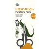 Składane nożyczki Fiskars o długości 11 cm, z metalowymi ostrzami i czarną, ergonomiczną rączką. Produkt z brelokiem, idealny do kieszeni. Na opakowaniu widoczne logo Fiskars oraz symbole recyklingu i transportu lotniczego.
