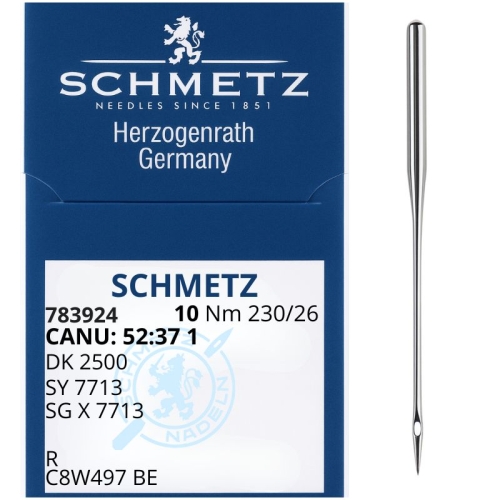 Igły Schmetz do maszyn do obszywania dywanów SY 7713, 10 sztuk, w opakowaniu. Produkt o dużej średnicy (Nm 230/26), idealny do grubszych materiałów. Opakowanie w kolorze niebieskim z logo Schmetz oraz informacjami o produkcie.