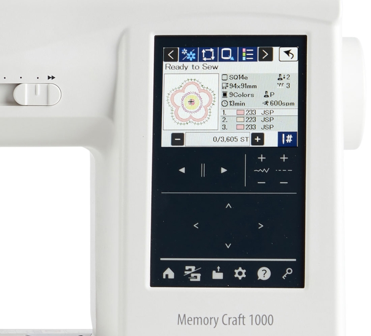 Hafciarka komputerowa Janome MC1000 z wyświetlaczem LCD, z opcją wyboru wzoru haftu. Widoczny ekran z informacjami o projekcie, w tym liczba kolorów i czas szycia. Białe wykończenie obudowy. Idealna do precyzyjnego haftowania.