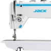 Front igielnicy stebnówki Jack F6 z precyzyjnym regulatorem naprężenia nici i oświetleniem LED. Rozwiązanie to gwarantuje idealną jakość ściegu oraz wysoki komfort pracy przy krojeniu materiałów lekkich i średnich.
