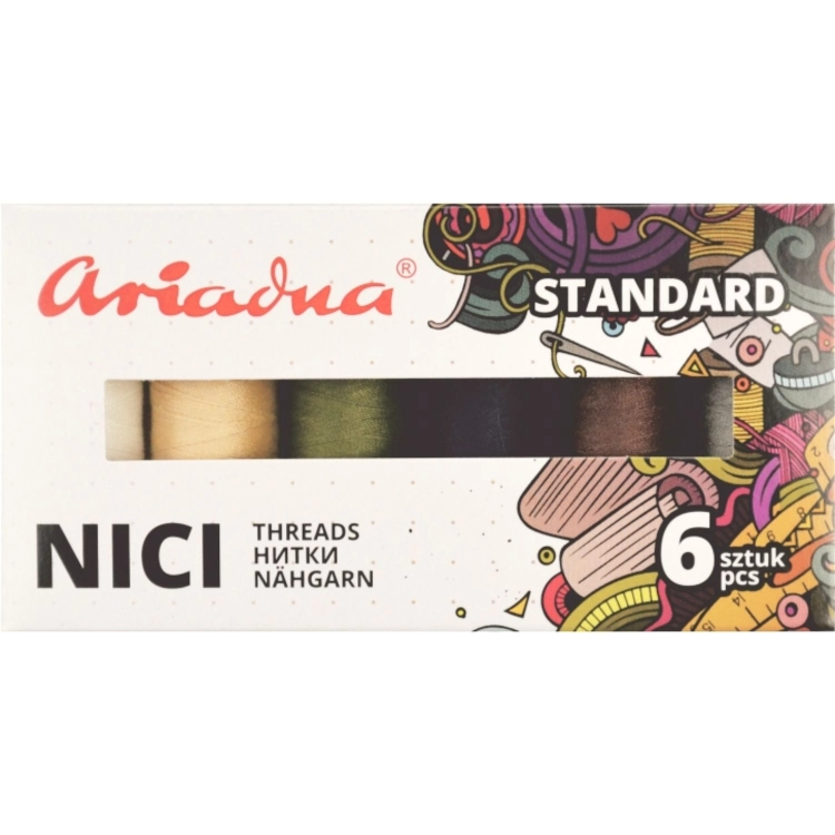 Zestaw 6 nici do szycia Ariadna Talia w kolorach codziennych, w opakowaniu z kolorowymi grafikami. Nici w odcieniach beżu, zieleni i brązu, widoczne przez przezroczystą część opakowania. Opakowanie oznaczone logo Ariadna oraz informacją o liczbie sztuk.