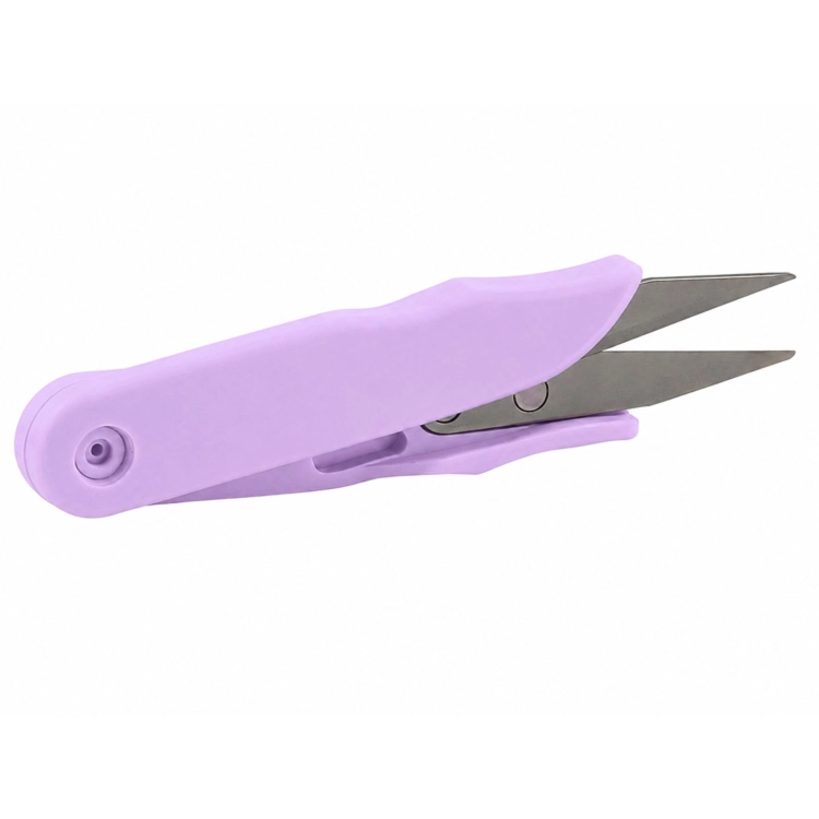 Obcinaczki do nitek o długości 10,5 cm, w kolorze fioletowym. Produkt ma metalowe ostrza i plastikową rączkę z ergonomicznym kształtem, zamknięty w pozycji leżącej, z widocznymi detalami konstrukcyjnymi.
