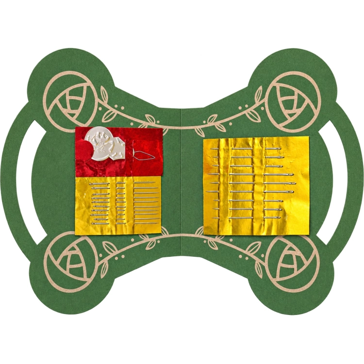 Ozdobne pudełeczko w formie kosza z kwiatami skrywa praktyczny komplet do szycia ręcznego. W zestawie znajduje się 19 igieł o różnych wielkościach oraz wygodny nawlekacz. To funkcjonalny i estetyczny upominek dla osoby lubiącej szyć.