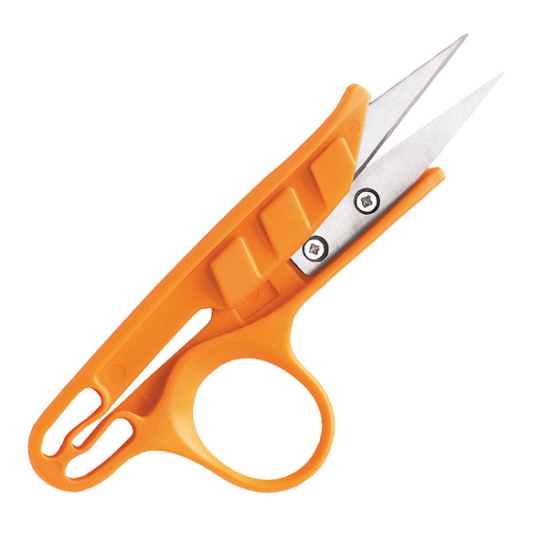 Obcinaczki do nici Fiskars 1005132 o długości 12 cm w kolorze pomarańczowym. Precyzyjne stalowe ostrza, ergonomiczny uchwyt z otworem na palec. Ujęcie z boku, pokazujące zamknięte narzędzie z widocznymi detalami konstrukcji.