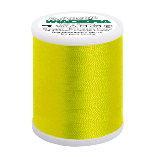 Nić hafciarska Madeira Polyneon 40 w jasnym żółtym kolorze, nawinięta na biały szpulkę. Widoczny tekst na górze etykiety: Made in Germany oraz Polyneon. Szpulka ma wysokość około 10 cm i średnicę 5 cm, prezentując gładką, błyszczącą teksturę.