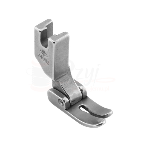 Stopka uniwersalna P35 (24983) w kolorze metalicznym, wykonana ze stali, z charakterystycznym kształtem. Ujęta z boku, z widocznym numerem 24983. Idealna do maszyn do szycia, funkcjonalna i łatwa w montażu.