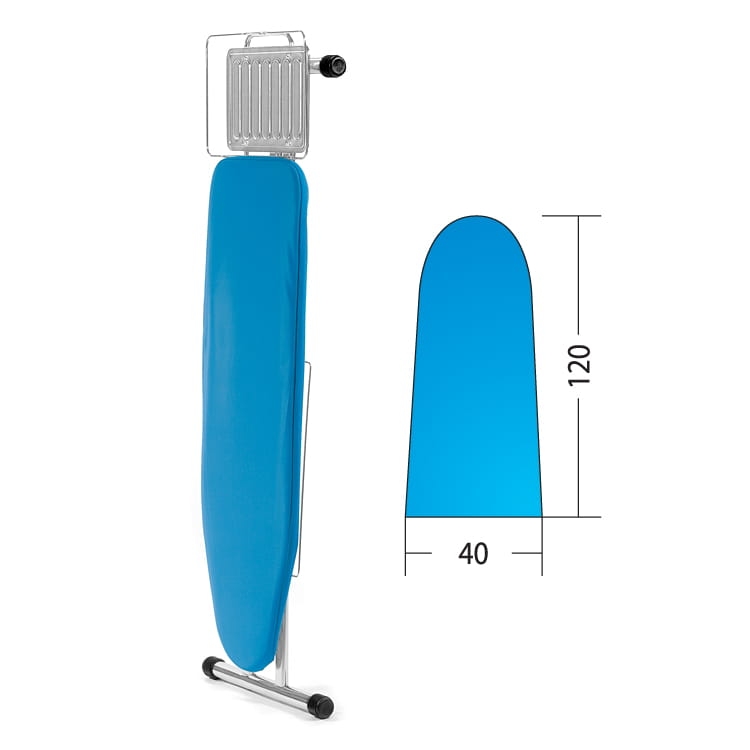 Stół prasowalniczy Battistella TECNOSTIR MAXI CHROM w kolorze błękitnym, w pozycji stojącej, z wymiarami 120 cm x 40 cm. Posiada metalową konstrukcję i uchwyt na żelazko. W tle białe tło, wyraźne linie wymiarów.