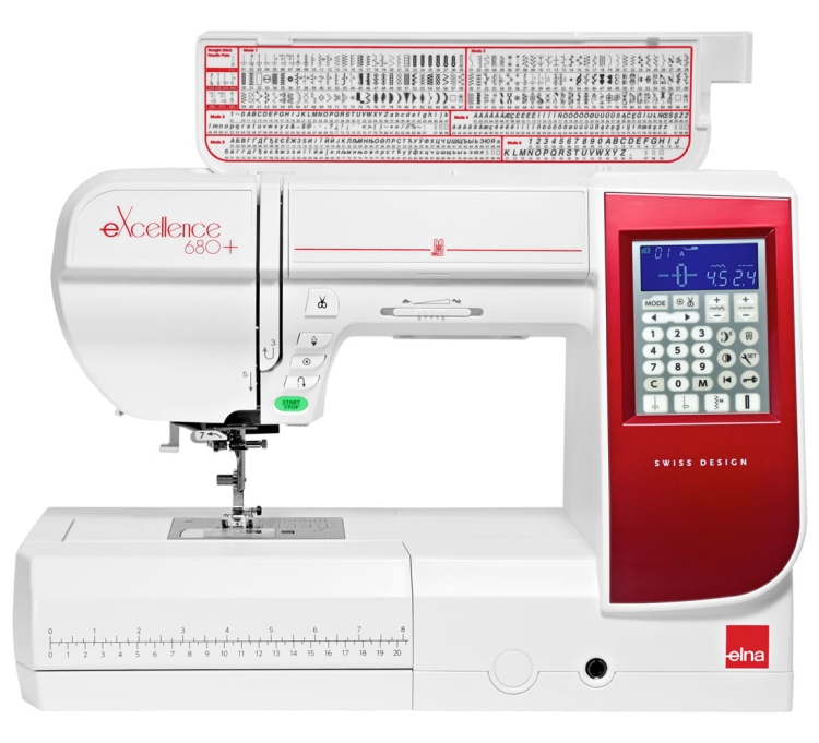 Maszyna do szycia Elna 680+ eXcellence w kolorze białym z czerwonym panelem, wyposażona w wyświetlacz i przyciski funkcyjne. Widoczny na górze schemat ściegów. W zestawie stolik. Ujęcie frontalne, prezentujące główne funkcje i detale urządzenia.