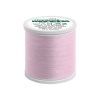 Nić do szycia Madeira AEROFIL 120, 100m, kolor 9816, jasnoróżowa. Spool z delikatną, matową teksturą, widoczna etykieta z logo i informacjami o produkcie, stojąca w pozycji pionowej na białym tle.