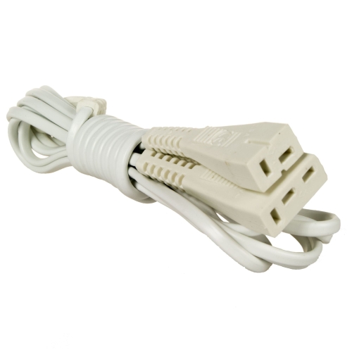 Kabel przewód 11-1Ł do maszyny do szycia Łucznik, biały, z dwoma wtykami, skręcony w pętlę. Widok z boku, pokazujący detale wtyków oraz długość przewodu. Idealny do połączenia maszyny do szycia z zasilaniem.