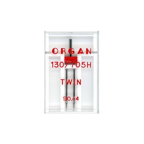 Igła podwójna półpłaska 130/705H Organ TWIN 90/4mm umieszczona w przezroczystym opakowaniu. W zestawie dwie igły o równoległych końcówkach, z oznaczeniami ORGAN, 130/705H, TWIN oraz 90/4 w czerwonym kolorze.