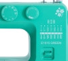 Maszyna do szycia Janome JUNO E1015 w kolorze zielonym. Widoczne pokrętła do wyboru ściegów oraz regulacji, z różnymi wzorami ściegów oznaczonymi literami. Prosta i funkcjonalna konstrukcja z dużym otworem roboczym.