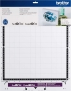 Mata standardowa Brother ScanNCut o wymiarach 12 x 12 (305 mm x 305 mm) z białą powierzchnią roboczą, oznaczeniami siatki i logo Brother w dolnej części. Ułożona płasko, z widocznymi napisami w kilku językach, na prostym tle.