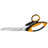 Nożyce krawieckie Kretzer Finny Tec XX 743225 o długości 25 cm, z ostrzami ze stali nierdzewnej. Rączka ergonomiczna w kolorze czarnym i pomarańczowym, z szerokim otworem na palce, zapewnia komfort podczas cięcia.